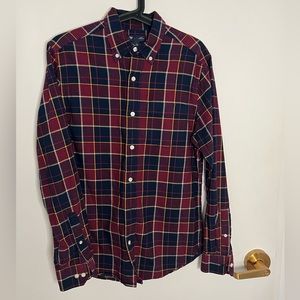 Gap Men’s Slim Fit plaid button up size small